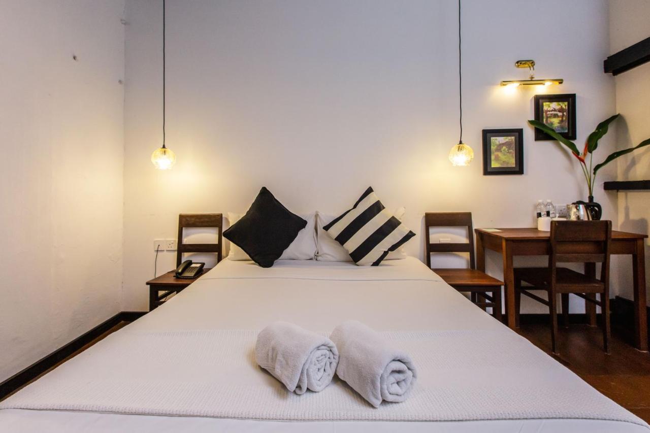 The Marian Boutique Lodging House Kuching Exteriör bild