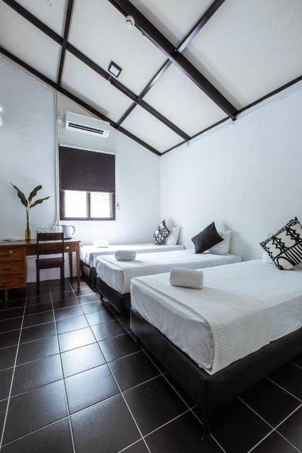 The Marian Boutique Lodging House Kuching Exteriör bild
